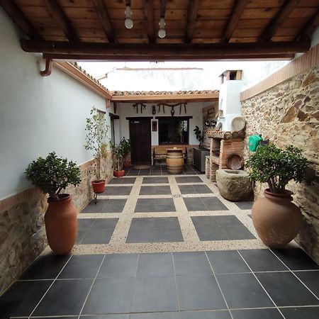 Casa Rural La Carriona Сегура-де-Леон Экстерьер фото