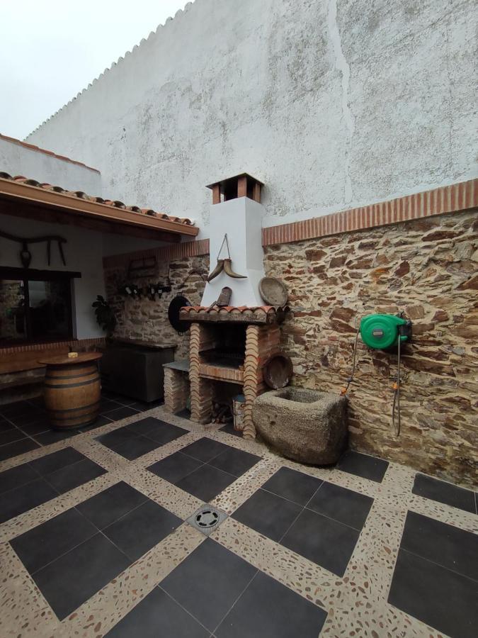 Casa Rural La Carriona Сегура-де-Леон Экстерьер фото