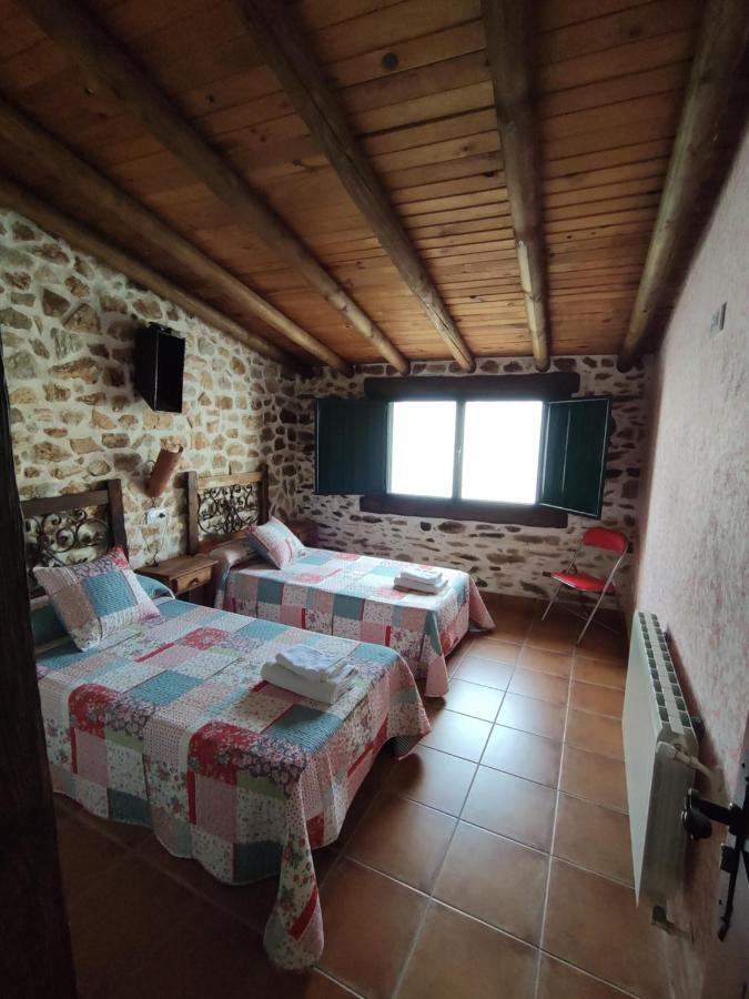 Casa Rural La Carriona Сегура-де-Леон Экстерьер фото